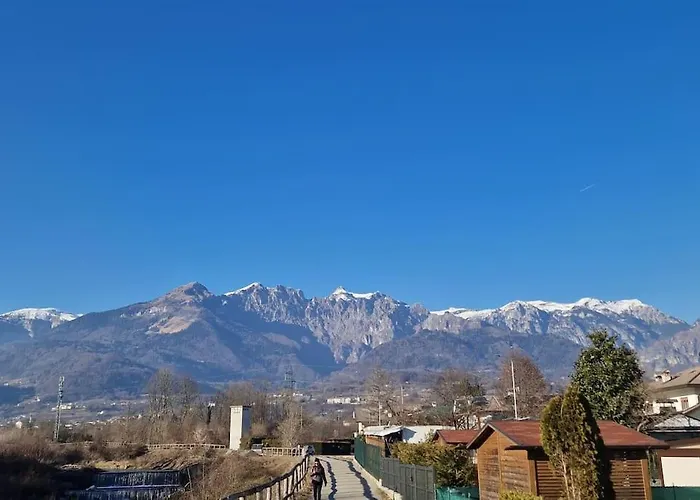 Πανσιόν Casa Asani 3*